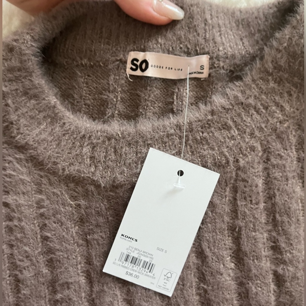 Sweater - Picture 3 of 4